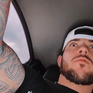 Meet your Posher, Tyler